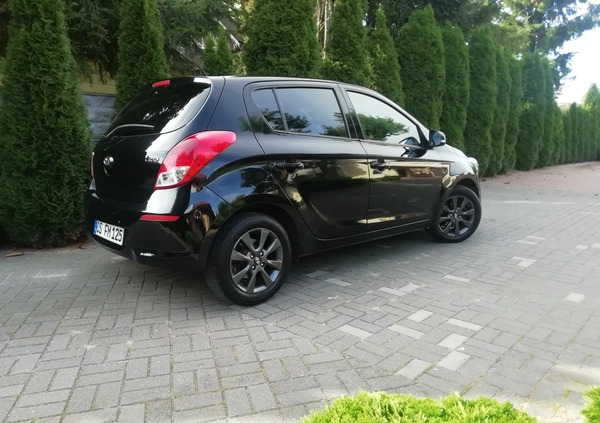 Hyundai i20 cena 31700 przebieg: 125125, rok produkcji 2015 z Płońsk małe 191